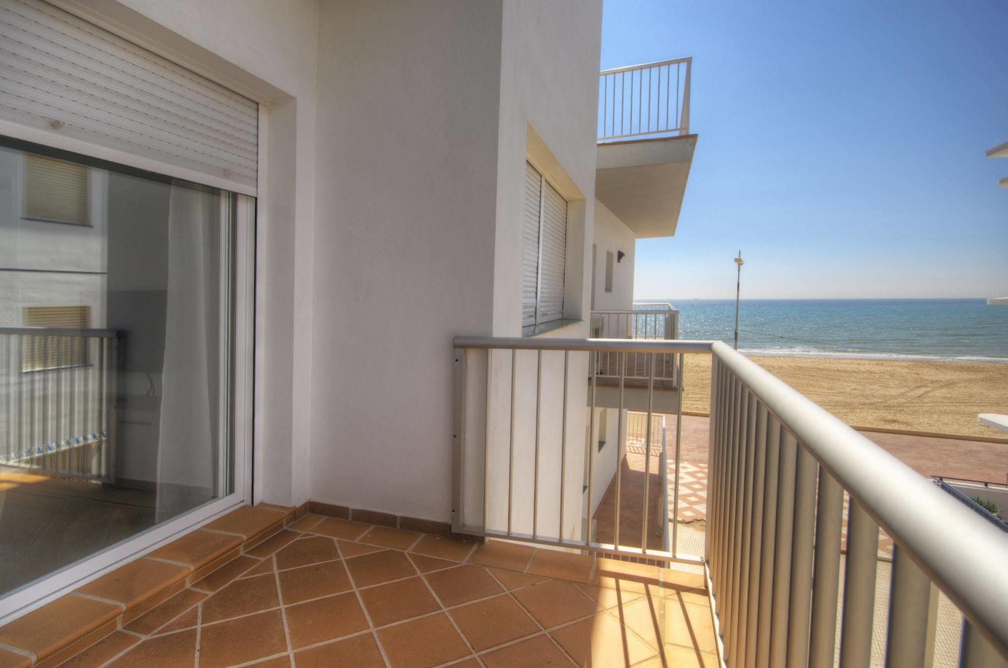 Apartamentos Playa Barbate Buitenkant foto